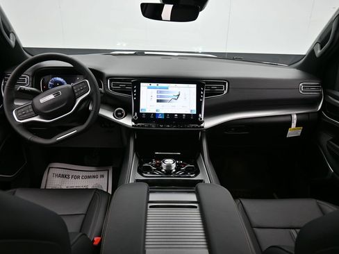 New 2026 Jeep Grand Wagoneer 4WD image 17
