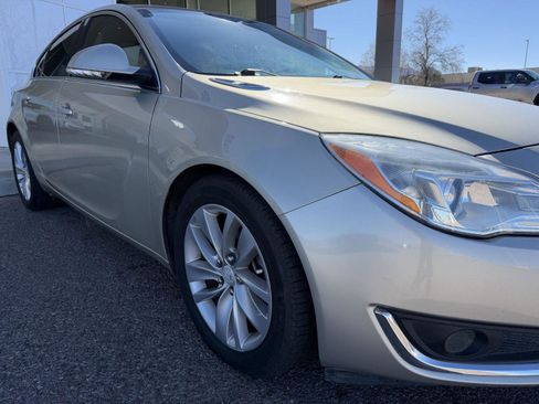 Used 2015 Buick Regal Premium w/ Experience Buick Package image 12