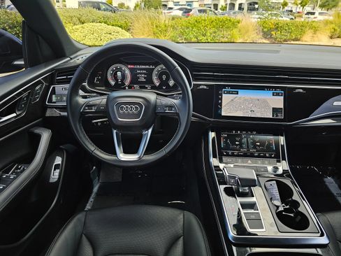 Used 2024 Audi Q8 Premium Plus w/ Premium Plus Package AWD/4WD image 29