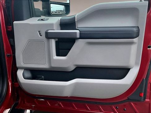 Used 2019 Ford F250 XLT image 25