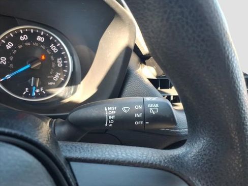 Used 2020 Toyota RAV4 LE image 22