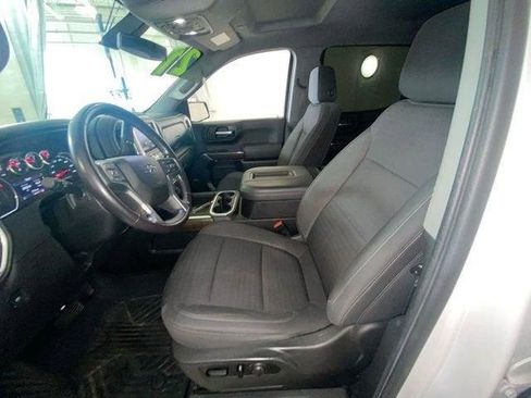 Used 2021 Chevrolet Silverado 1500 LT Trail Boss w/ Convenience Package II AWD/4WD image 28