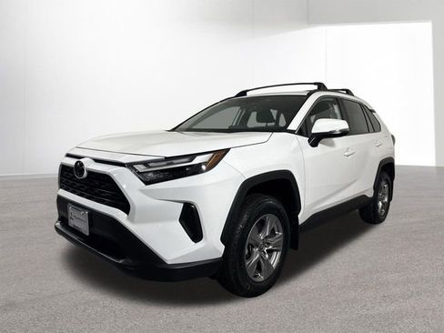 Used 2024 Toyota RAV4 XLE image 23
