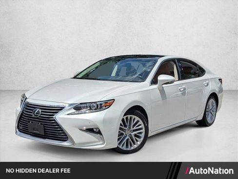 Used 2018 Lexus ES 350 w/ Luxury Package w/Wood Trim FWD image 1