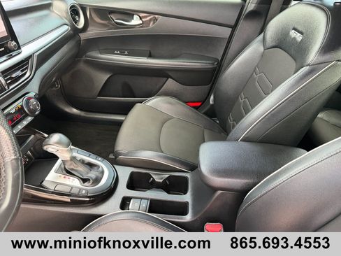 Used 2022 Kia Forte GT-Line w/ GT-Line Technology Package FWD image 12