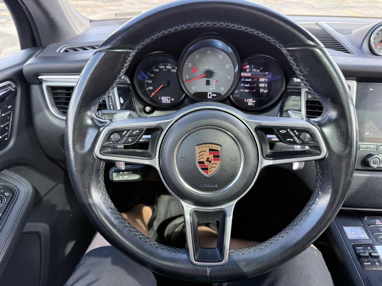 Used 2018 Porsche Macan S AWD/4WD image 18