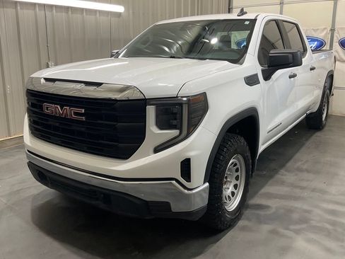 Used 2024 GMC Sierra 1500 Pro w/ Trailering Package AWD/4WD image 3