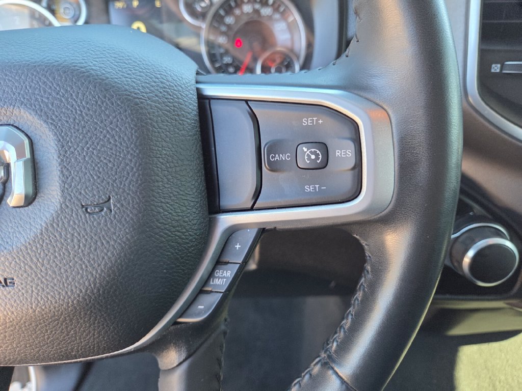Used 2024 RAM 1500 Big Horn RWD image 33