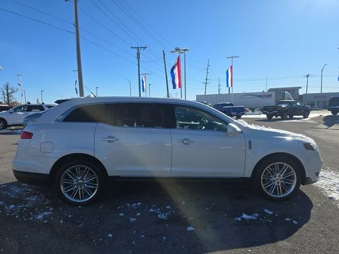 Used 2014 Lincoln MKT AWD w/ Equipment Group 201A image 3