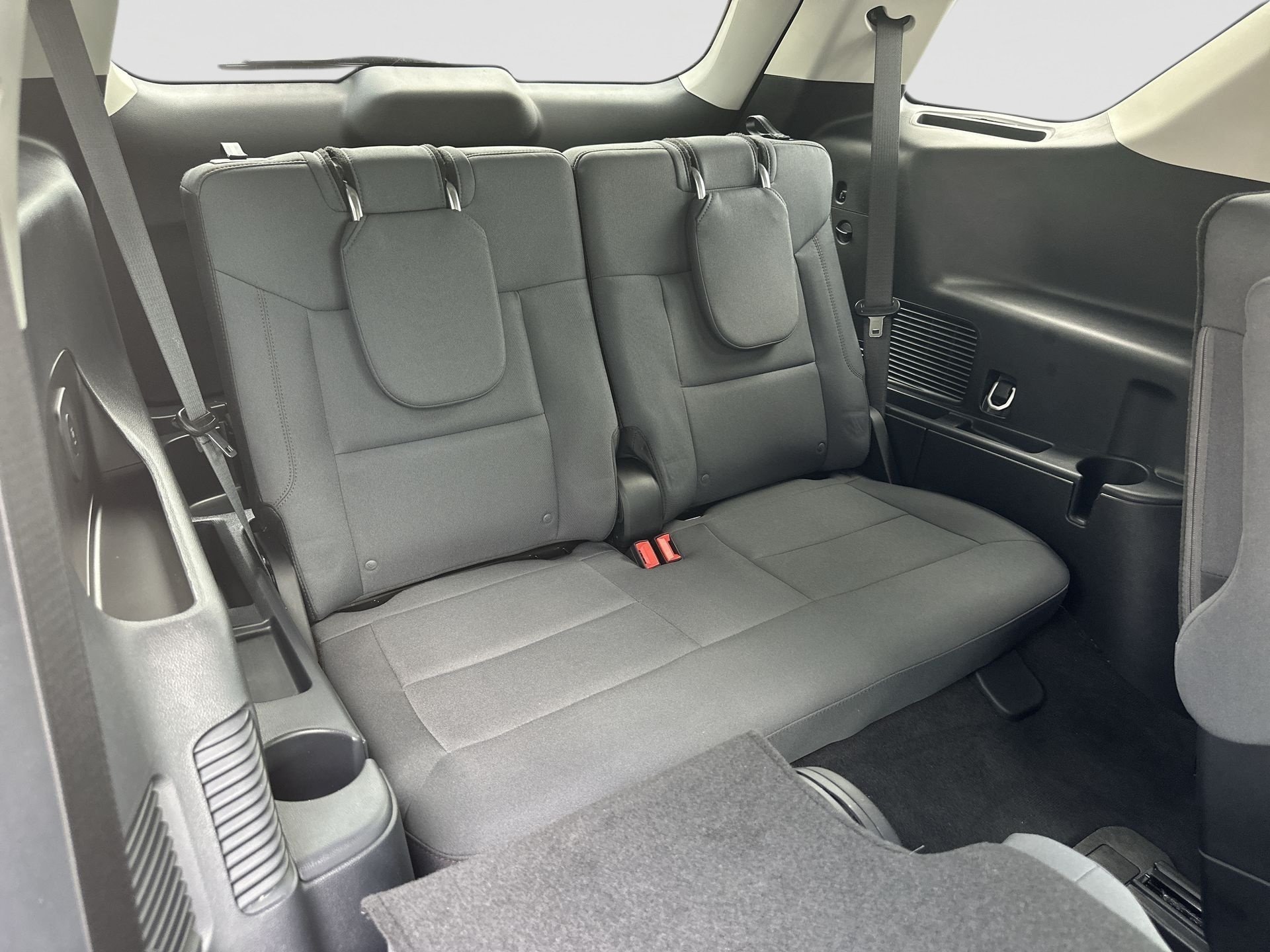 Used 2025 Ford Explorer Active RWD image 26