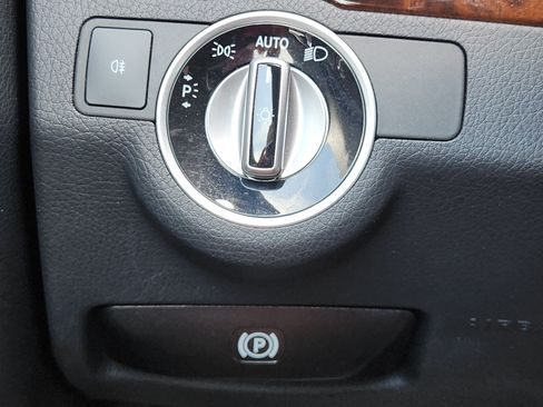 Used 2014 Mercedes-Benz E 550 Coupe image 21