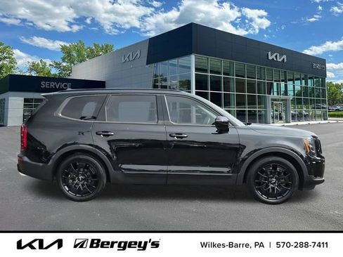 Certified 2022 Kia Telluride SX w/ SX Prestige Package AWD/4WD image 5