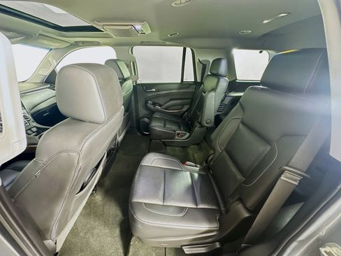 Used 2018 Chevrolet Tahoe LT w/ LT Signature Package image 29