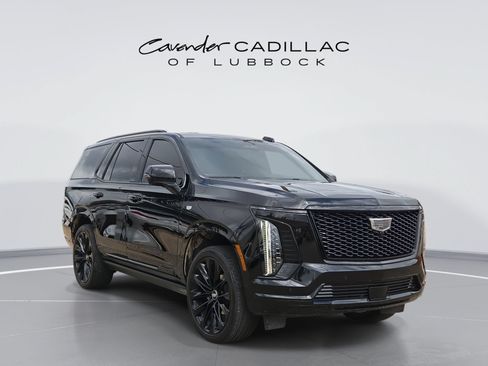 Certified 2026 Cadillac Escalade Platinum Sport w/ LPO, ONYX Package AWD/4WD image 1