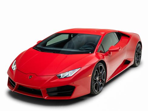 Used 2016 Lamborghini Huracan LP 580-2 RWD image 2