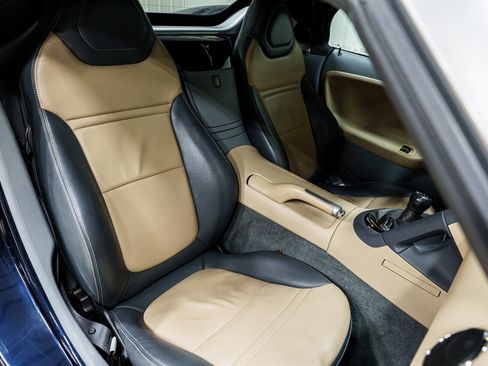 Used 2006 Pontiac Solstice Convertible w/ Premium Package image 27