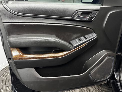 Used 2018 Chevrolet Tahoe LS image 34
