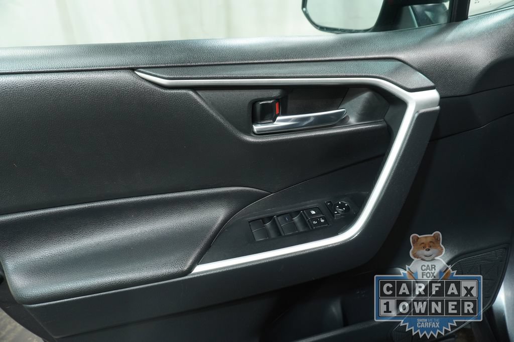 Used 2020 Toyota RAV4 XLE w/ All Weather Liner Package AWD/4WD image 17