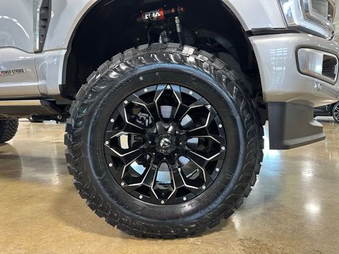 Used 2024 Ford F250 Limited w/ FX4 Off-Road Package image 11