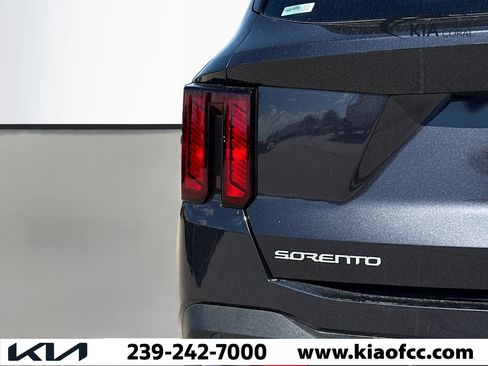 New 2026 Kia Sorento S image 10