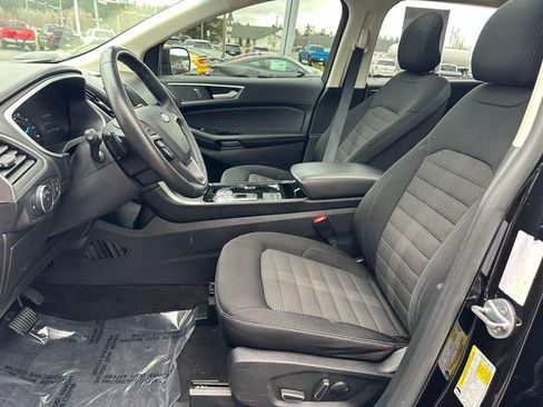 Used 2019 Ford Edge SEL image 9