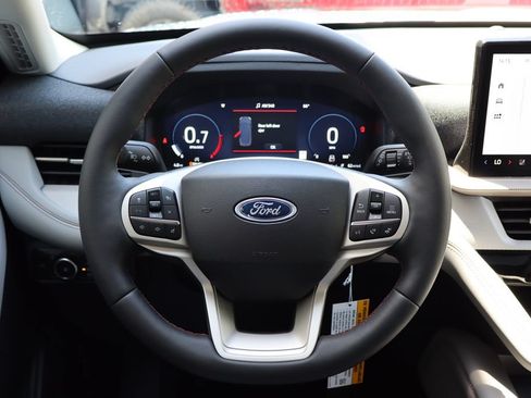 New 2026 Ford Explorer Active w/ Active Comfort Package AWD/4WD image 25