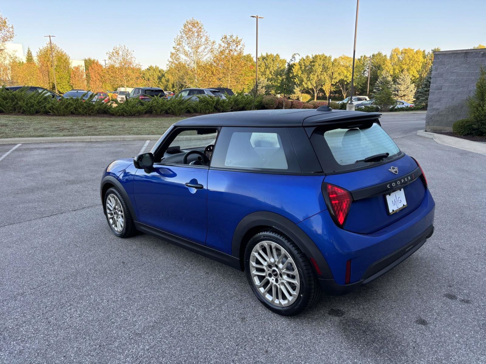 New 2026 MINI Cooper S FWD image 5