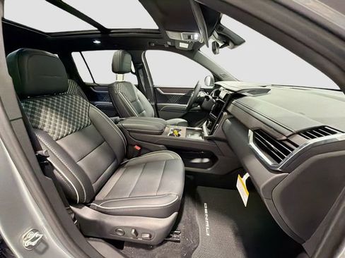 New 2026 GMC Acadia Denali image 26