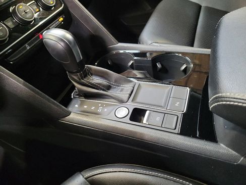 Used 2022 Volkswagen Atlas SE FWD image 26