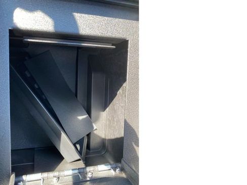 Used 2018 Ford F150 XLT w/ Equipment Group 302A Luxury image 19