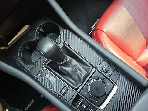 Used 2020 MAZDA MAZDA3 AWD Hatchback w/ Premium Pkg image 18