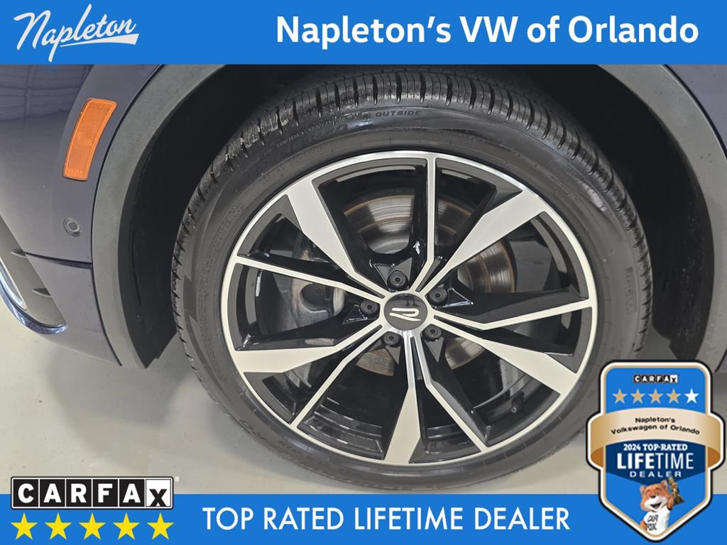 Used 2024 Volkswagen Tiguan SEL R-Line AWD/4WD image 13