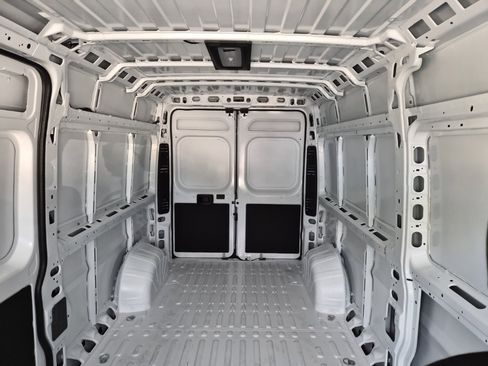 New 2026 RAM ProMaster 2500 w/ Convenience Group image 31