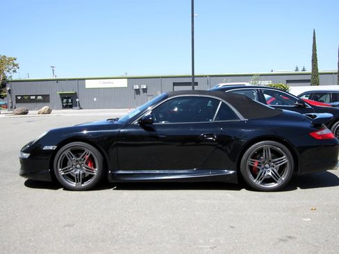 Used 2008 Porsche 911 Carrera S image 11