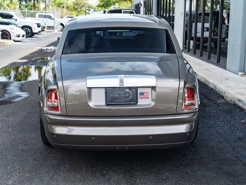 Used 2004 Rolls-Royce Phantom Sedan RWD image 11