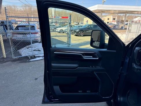 Used 2023 GMC Sierra 1500 Elevation image 9