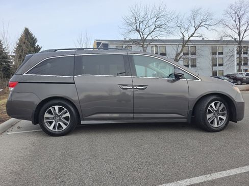 Used 2016 Honda Odyssey Touring image 18