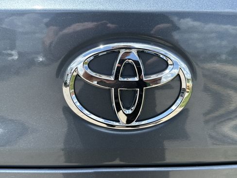 New 2026 Toyota Corolla Cross XLE w/ Convenience Package AWD/4WD image 31