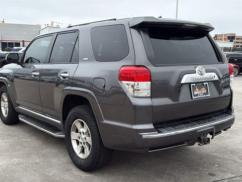 Used 2011 Toyota 4Runner SR5 image 5