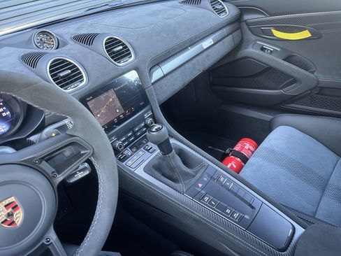 Certified 2024 Porsche 718 Cayman GT4 RS image 20