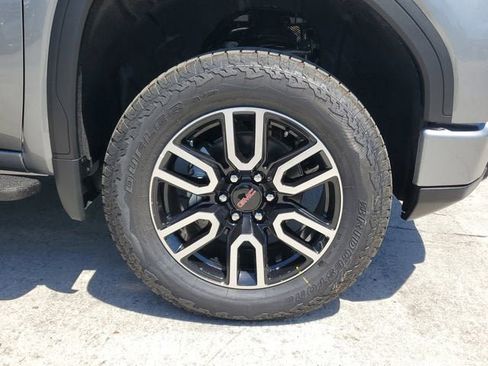 New 2026 GMC Sierra 1500 AT4 w/ AT4 Premium Package AWD/4WD image 6