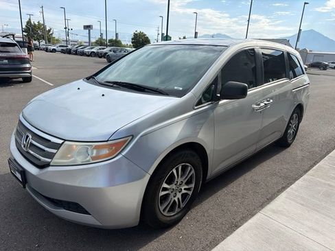 Used 2013 Honda Odyssey EX-L image 3
