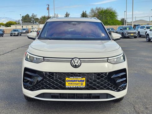 New 2026 Volkswagen Tiguan SEL R-Line AWD/4WD image 6
