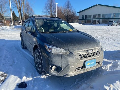 Used 2022 Subaru Crosstrek 2.0i Premium image 1