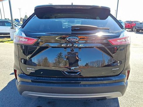 Used 2024 Ford Edge SEL w/ Convenience Package AWD/4WD image 6