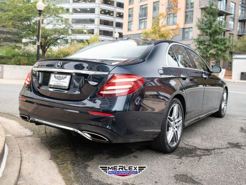 Used 2017 Mercedes-Benz E 300 image 7