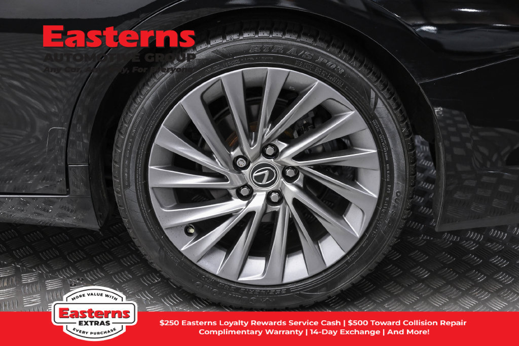 Used 2020 Lexus ES 350 w/ Accessory Package FWD image 9