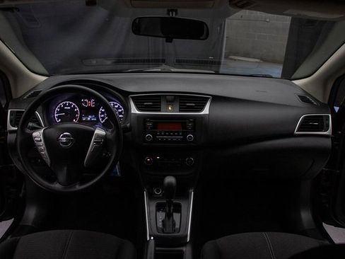 Used 2017 Nissan Sentra S image 20