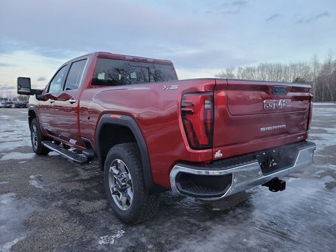 New 2026 GMC Sierra 2500 SLT image 5