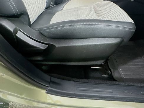 Used 2020 Subaru Forester Premium image 23